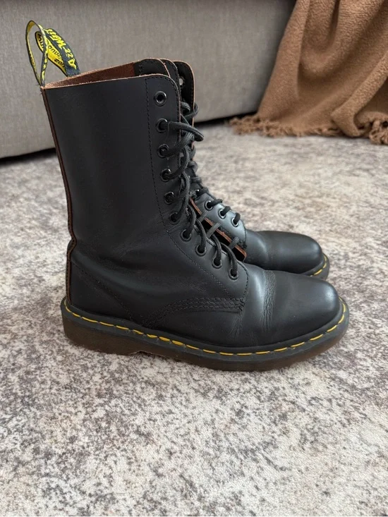 Dr Martens 1490 Made in England Black Leather Boots | UK 5 / US 7 | Vintage - Picture 4 of 11